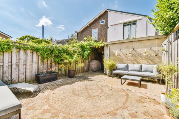 Cost of Courtyard Patio Service in Paso Robles